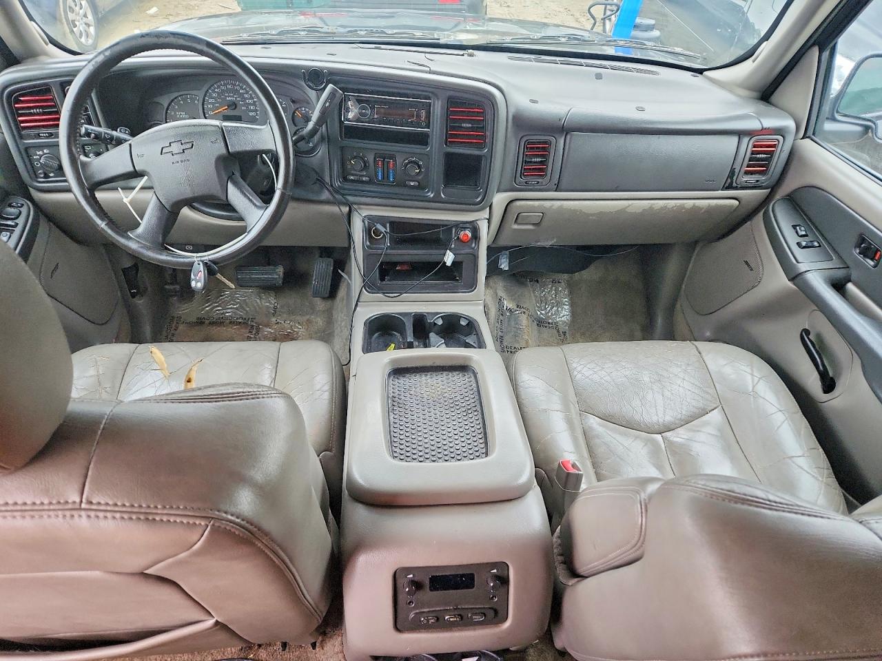 2003 CHEVROLET SUBURBAN K1500 photo 15