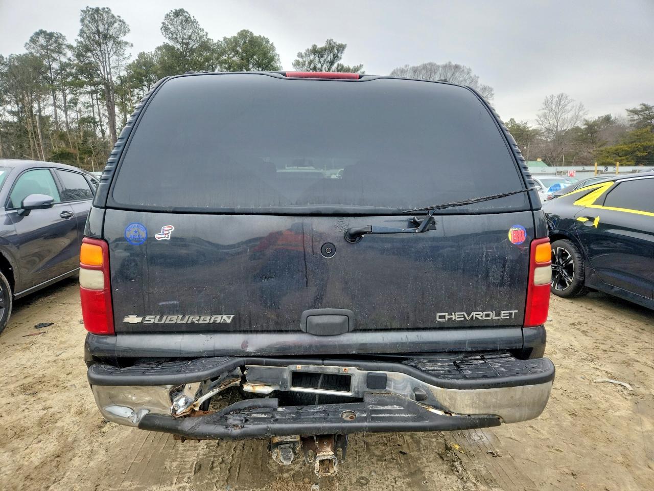 2003 CHEVROLET SUBURBAN K1500 photo 11