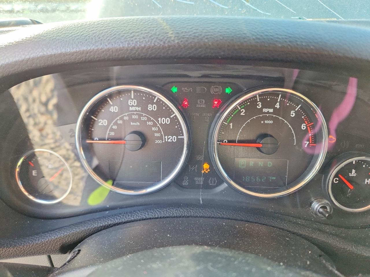 2015 JEEP WRANGLER UNLIMITED SAHARA photo 25