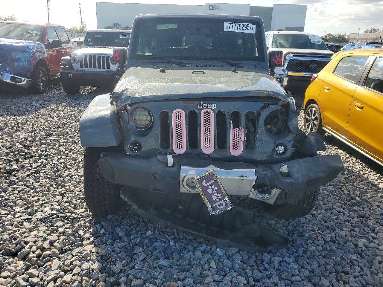 2015 JEEP WRANGLER UNLIMITED SAHARA photo 13