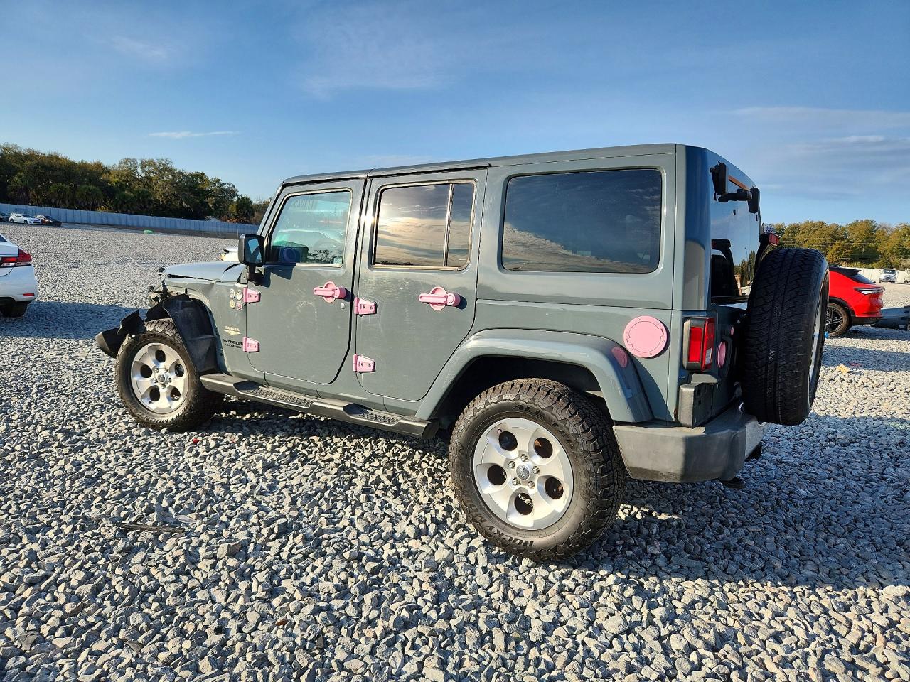 2015 JEEP WRANGLER UNLIMITED SAHARA photo 4