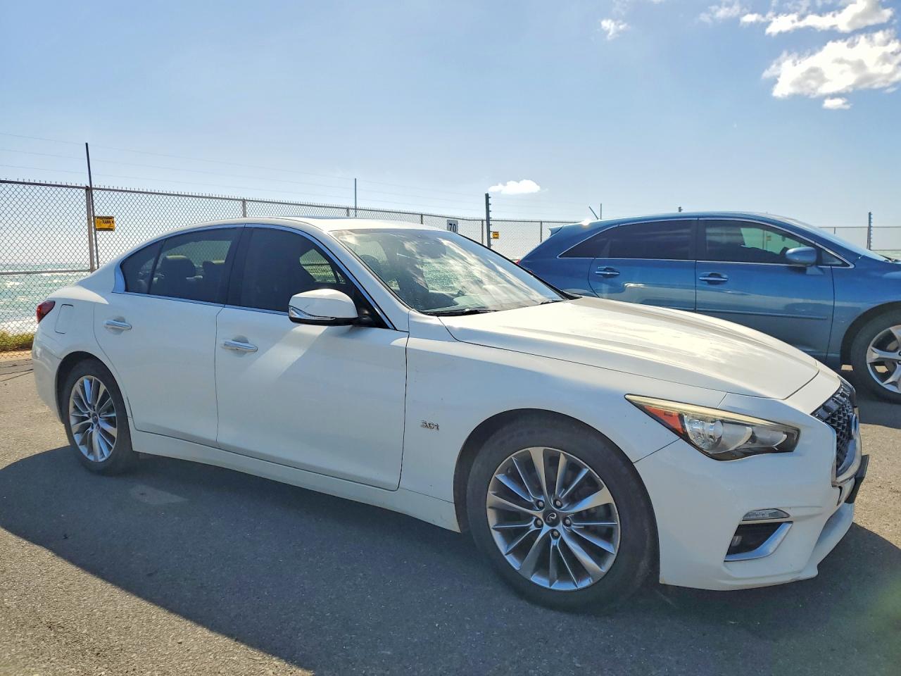 2018 INFINITI Q50 LUXE photo 7