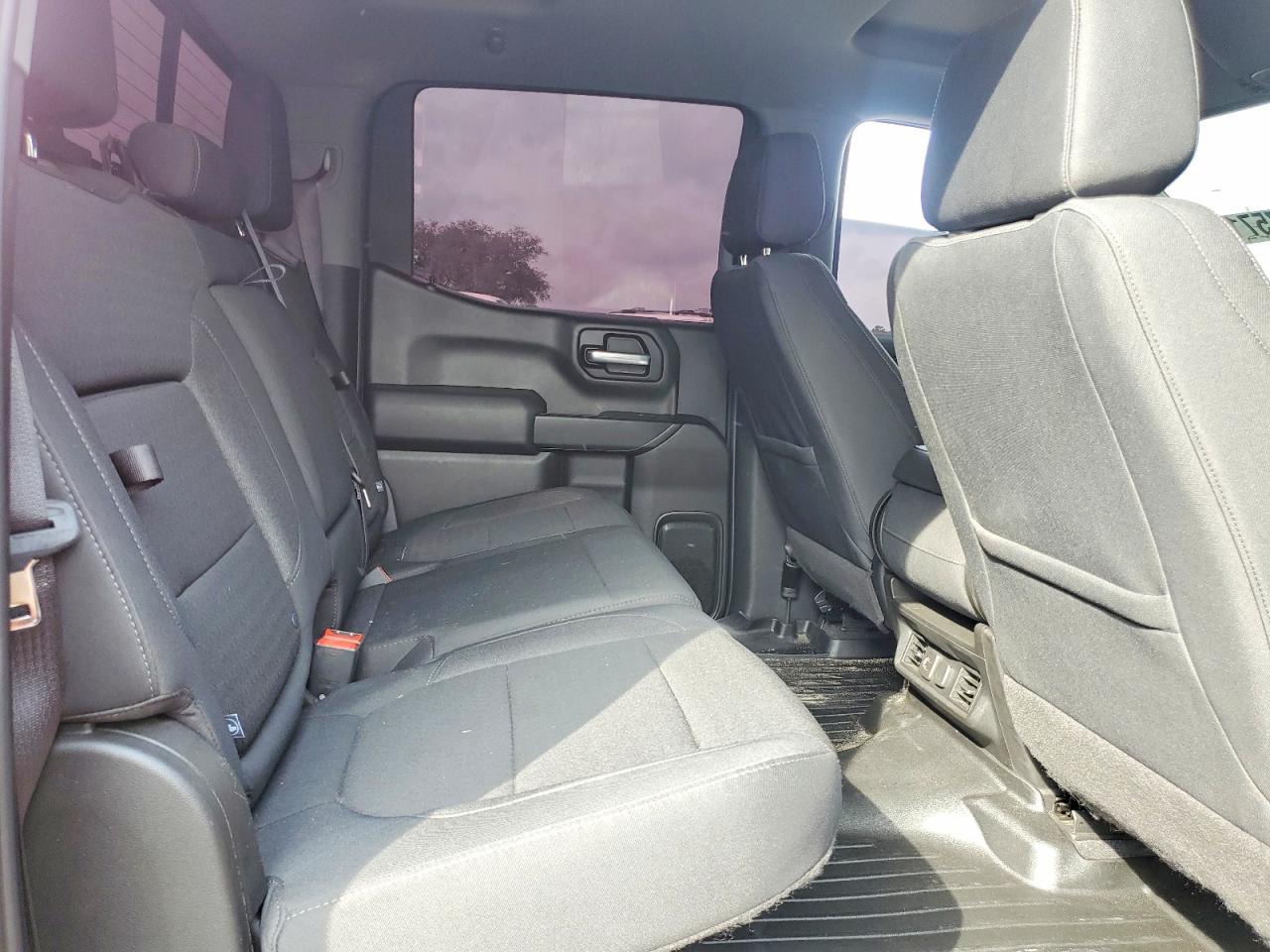2020 CHEVROLET SILVERADO K1500 LT photo 10