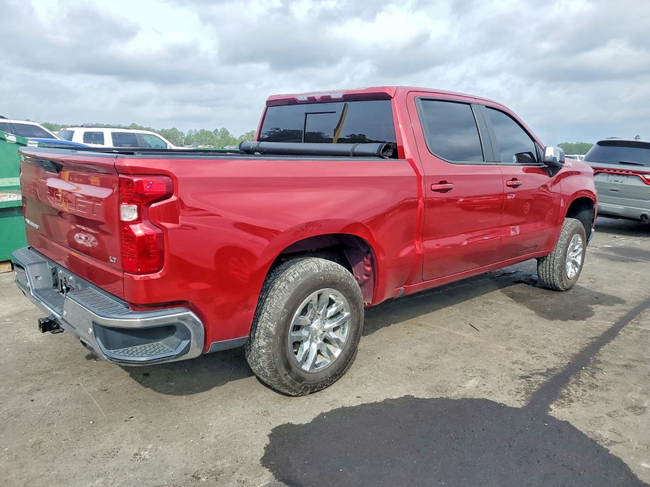 2020 CHEVROLET SILVERADO K1500 LT photo 3