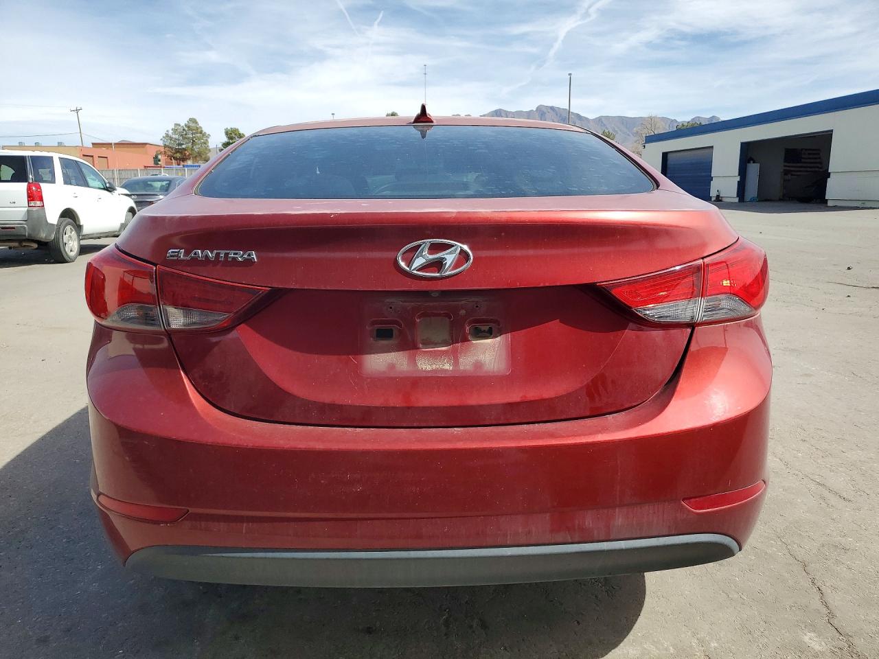2016 HYUNDAI ELANTRA SE photo 11