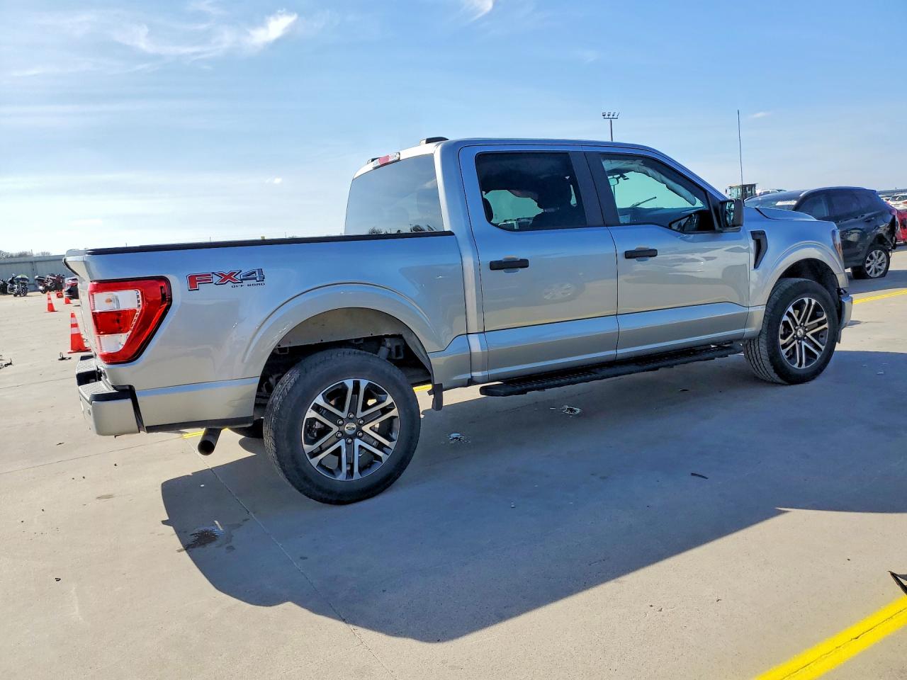 2023 FORD F150 SUPERCREW photo 5