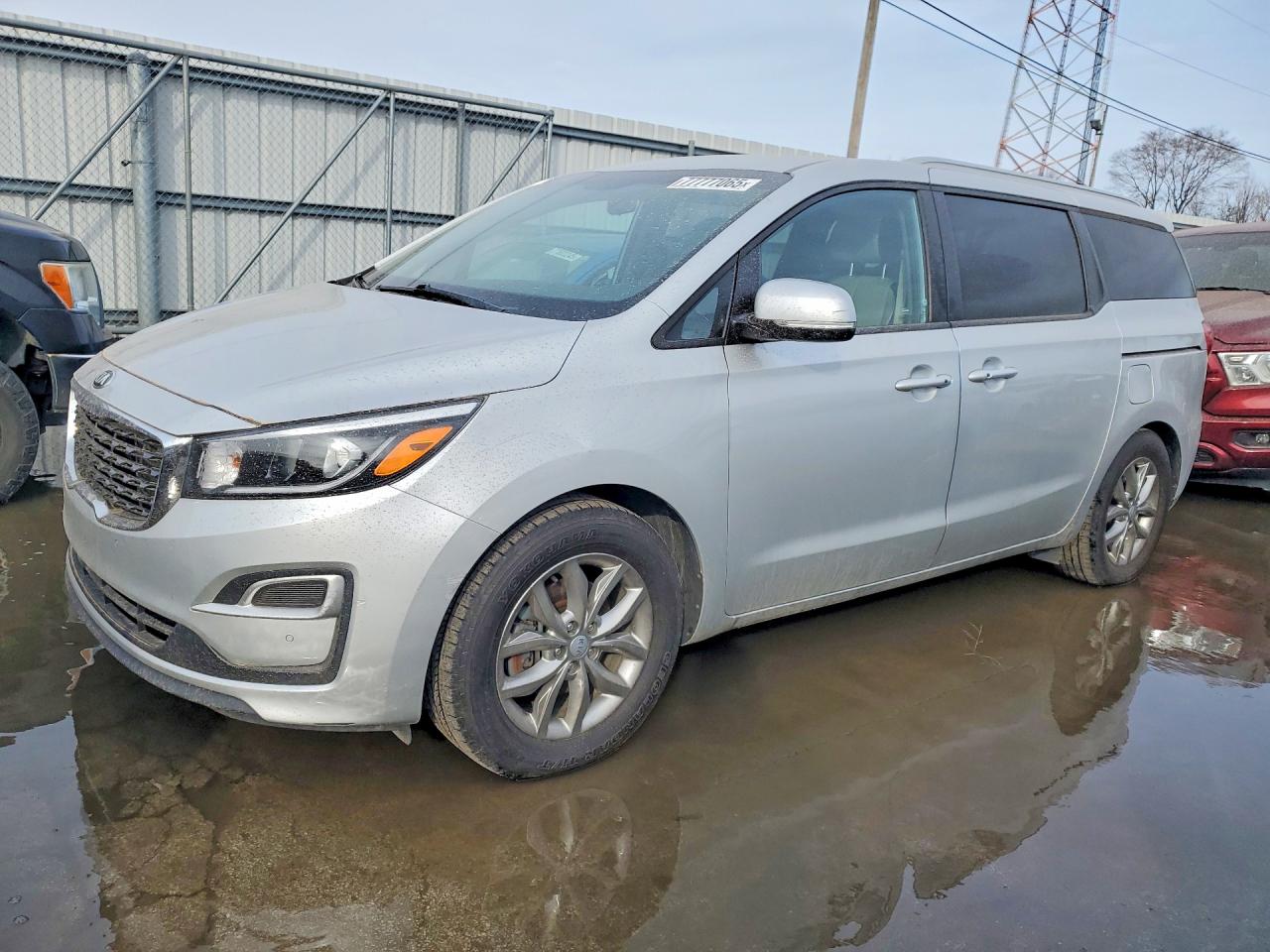2019 KIA SEDONA