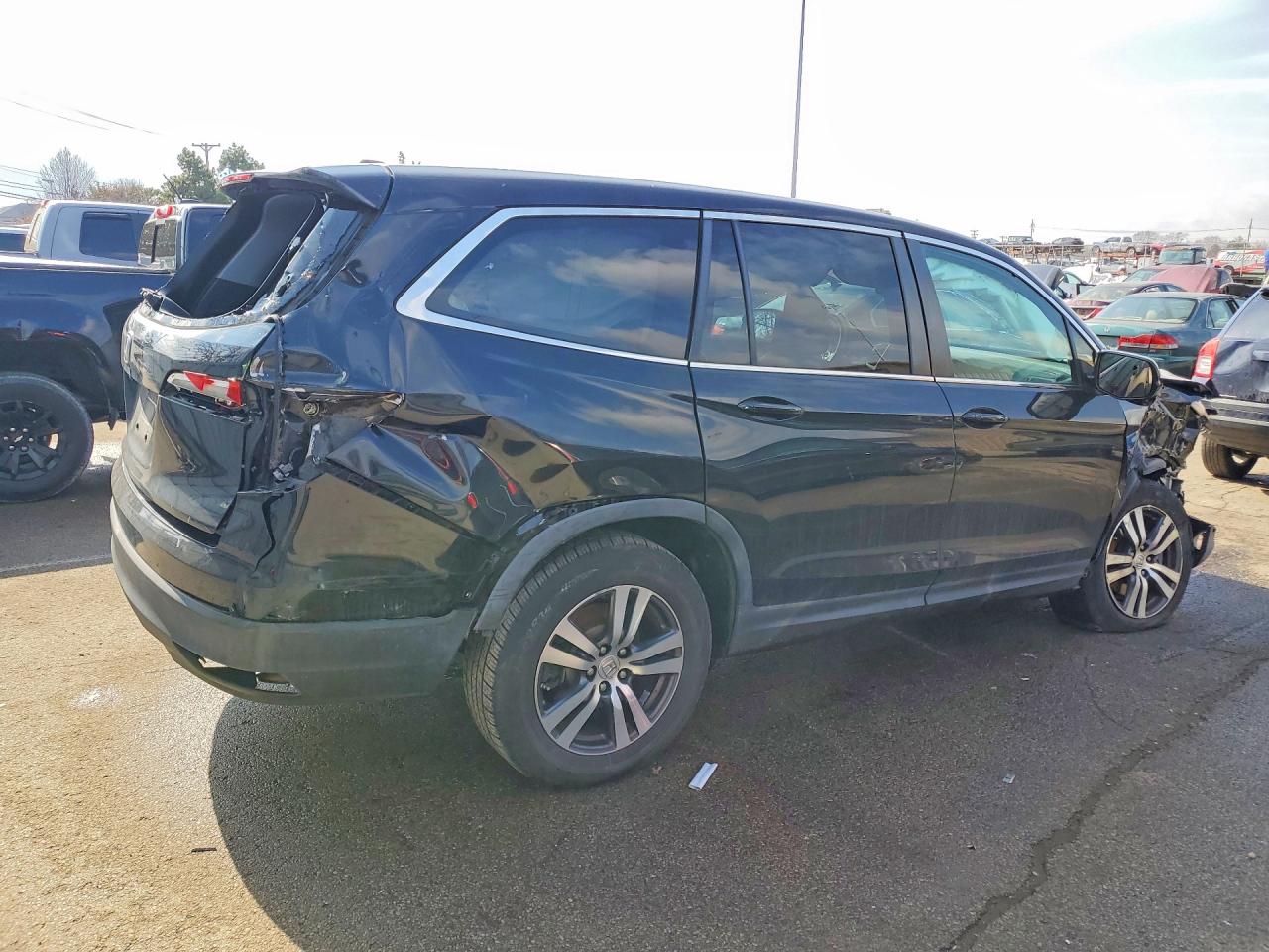 2016 HONDA PILOT EXL photo 3