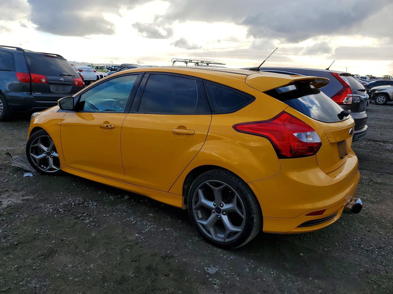 2013 FORD FOCUS ST photo 2