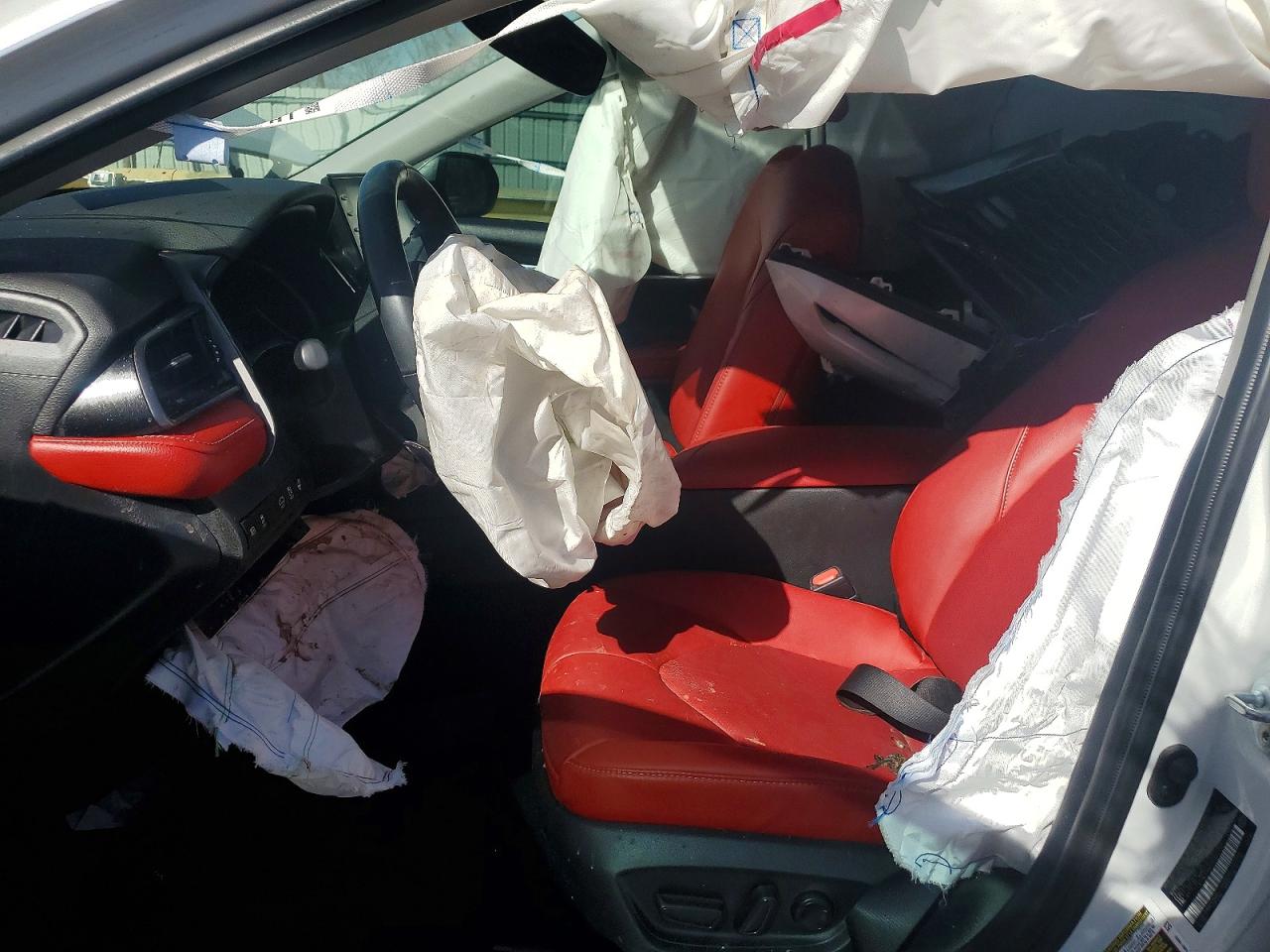 2024 TOYOTA CAMRY XSE photo 13