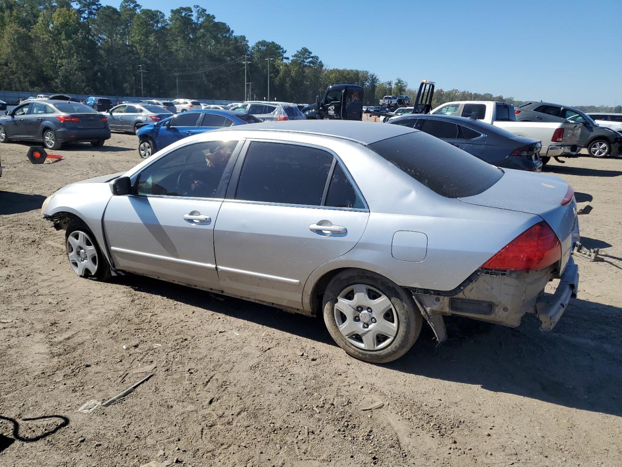 2006 HONDA ACCORD LX photo 3