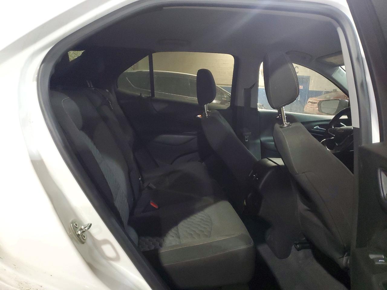 2021 CHEVROLET EQUINOX LT photo 11