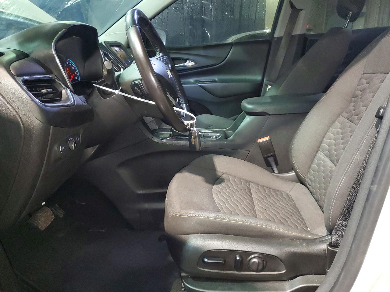 2021 CHEVROLET EQUINOX LT photo 7