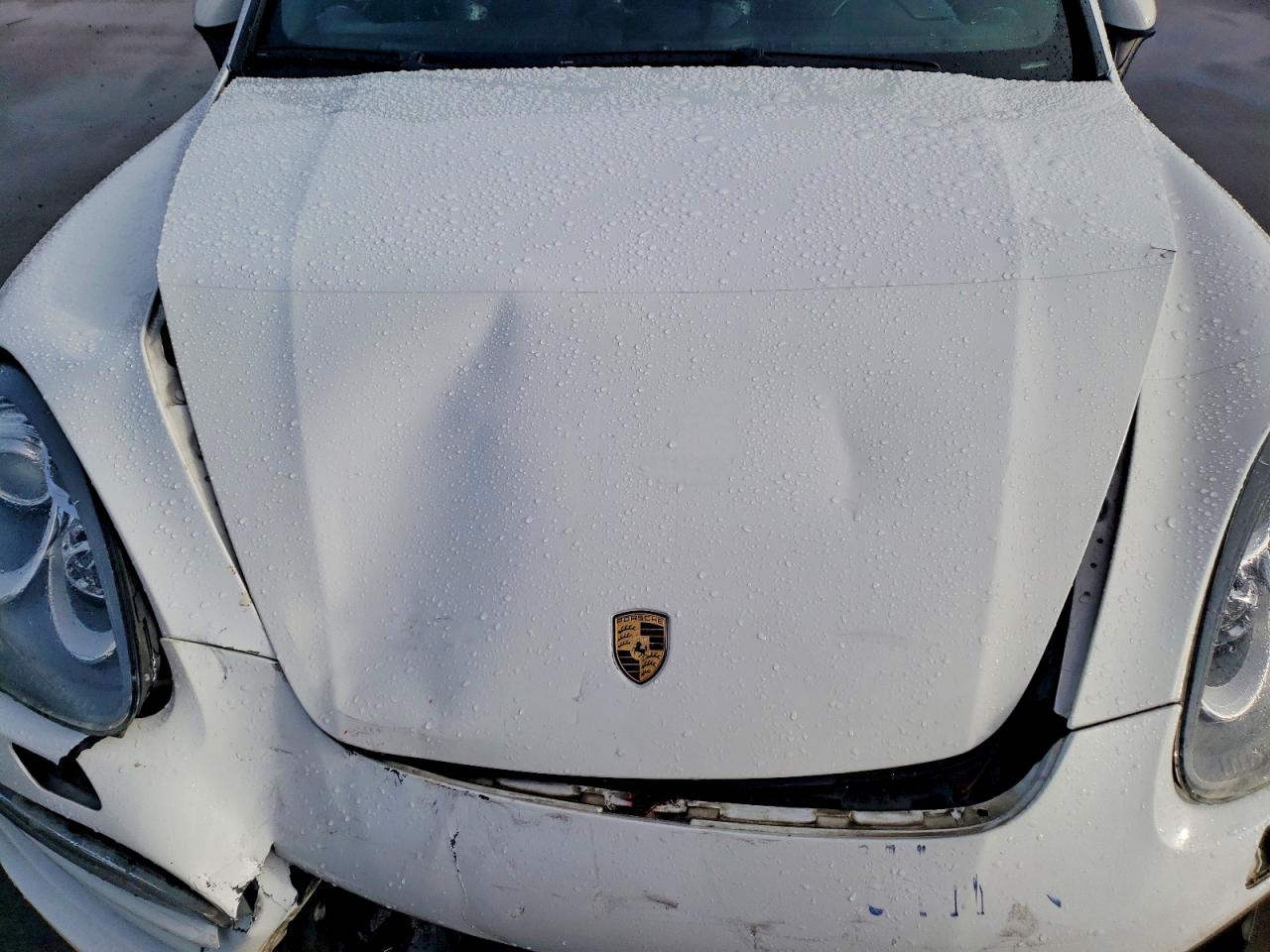 2012 PORSCHE CAYENNE photo 21