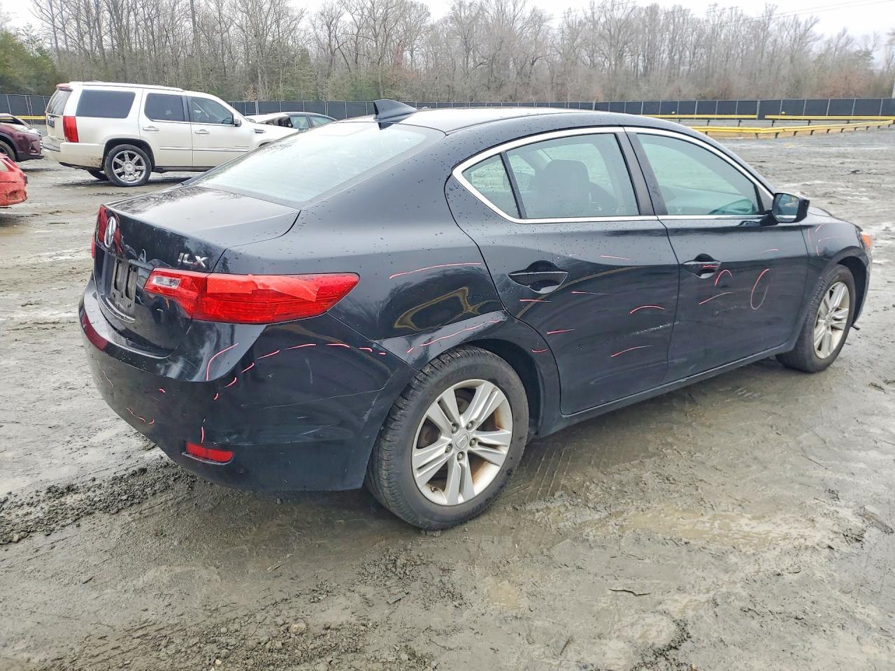 2013 ACURA ILX 20 photo 3
