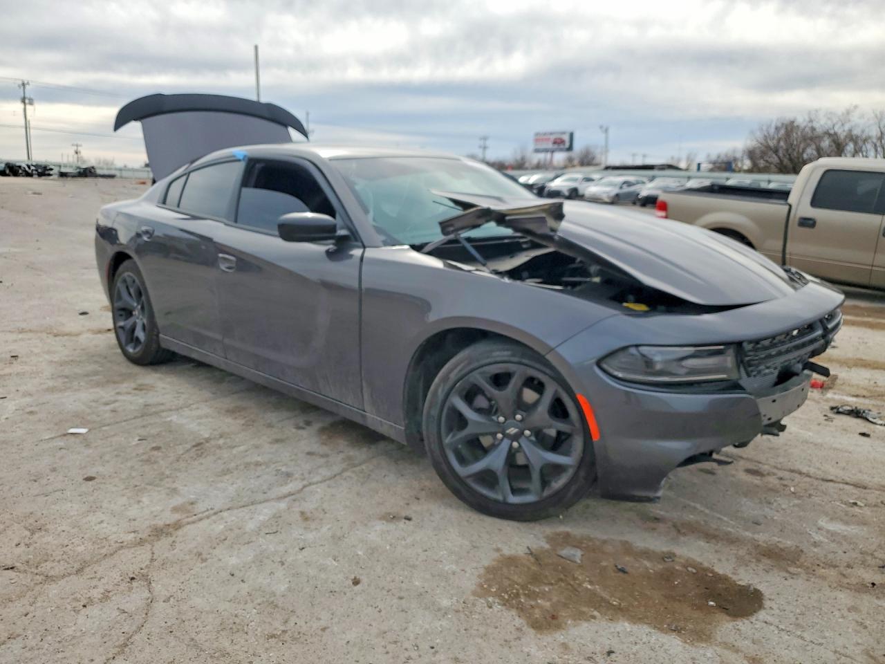 2020 DODGE CHARGER SXT photo 4