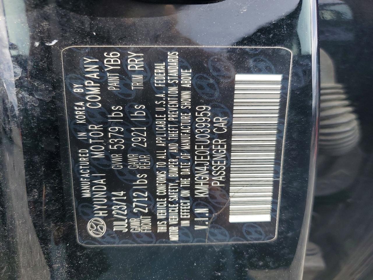 2015 HYUNDAI GENESIS 3.8L photo 12