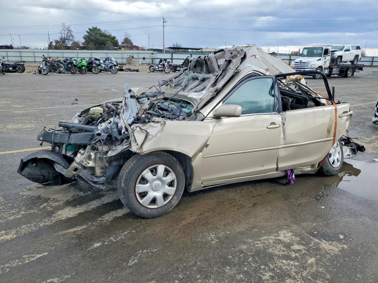 2004 TOYOTA CAMRY