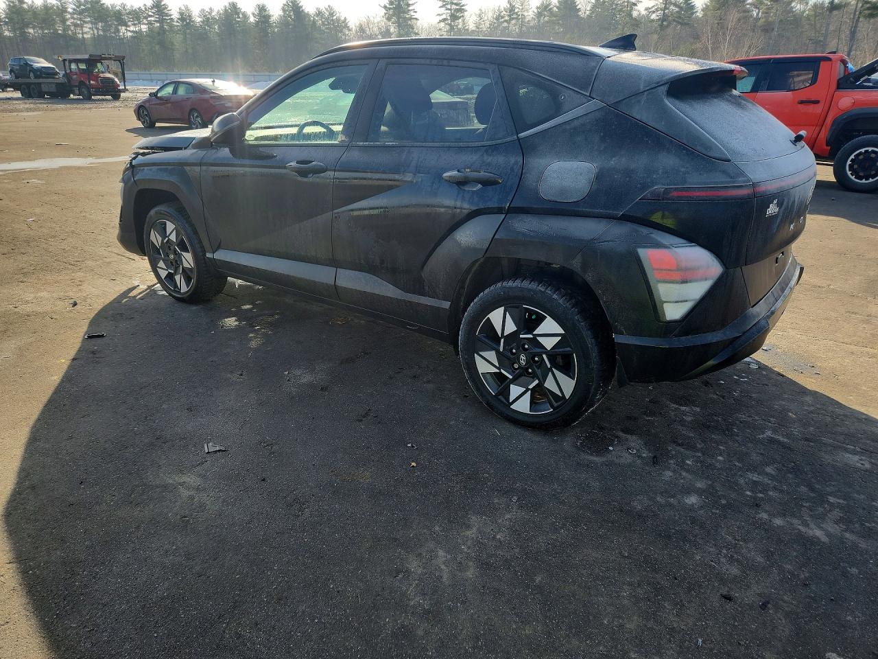 2024 HYUNDAI KONA SEL photo 3