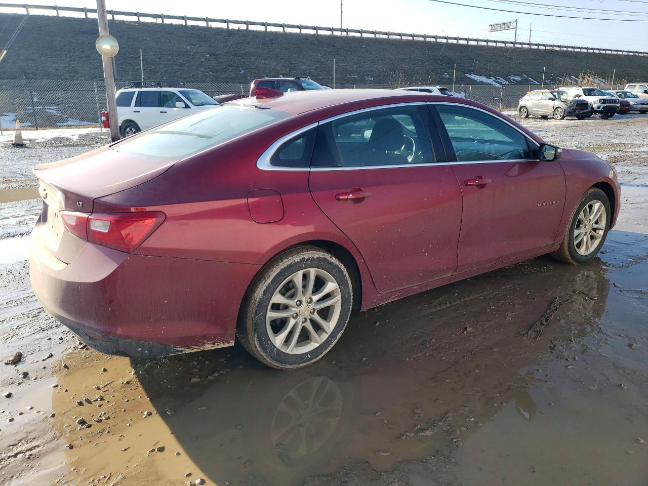 2017 CHEVROLET MALIBU LT photo 3