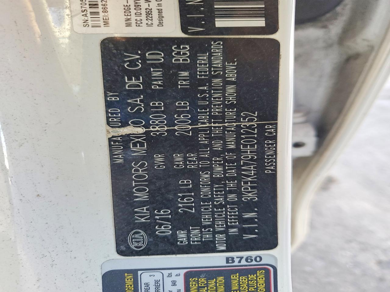 2017 KIA FORTE LX photo 12
