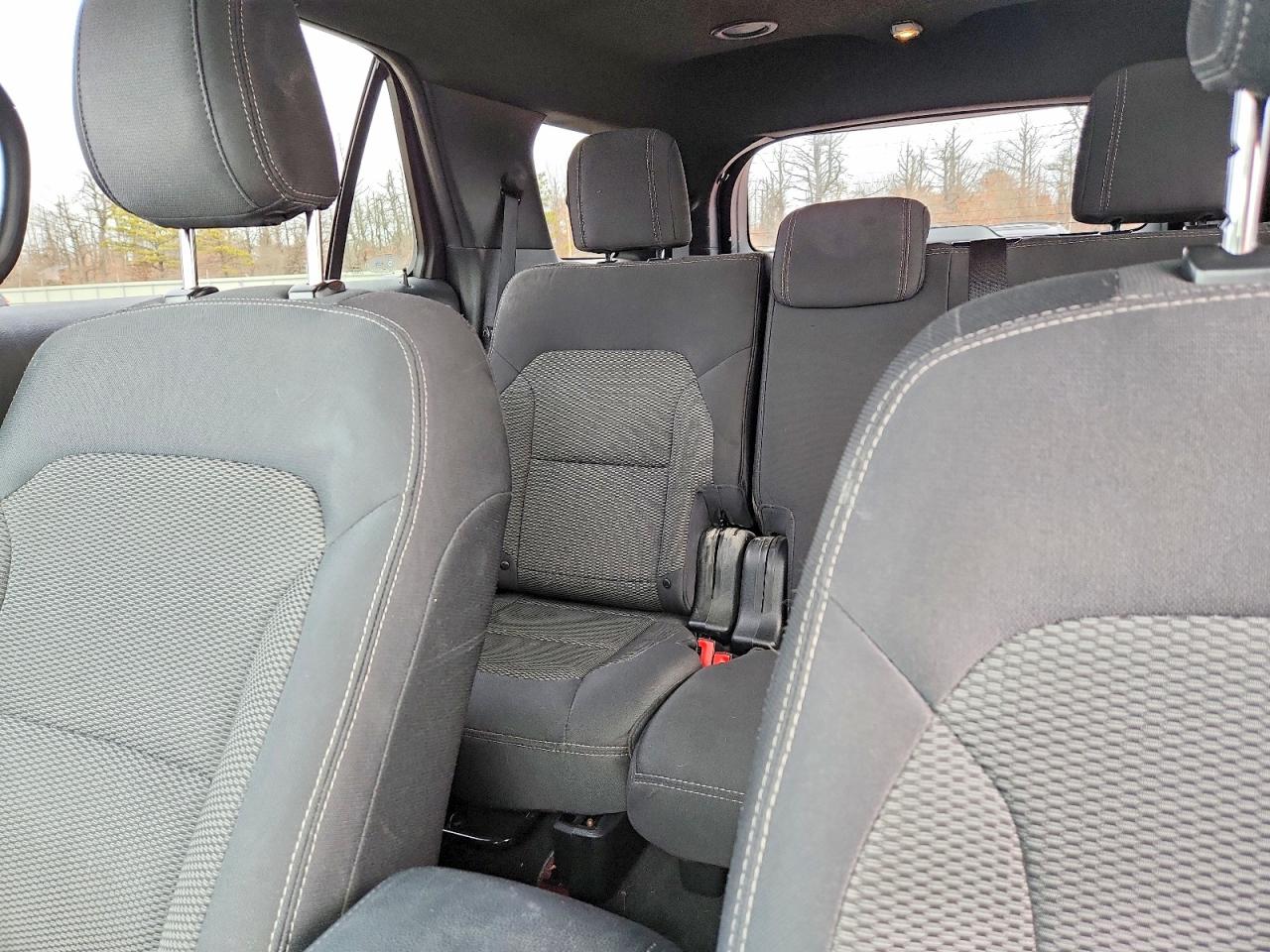 2018 FORD EXPLORER XLT photo 10