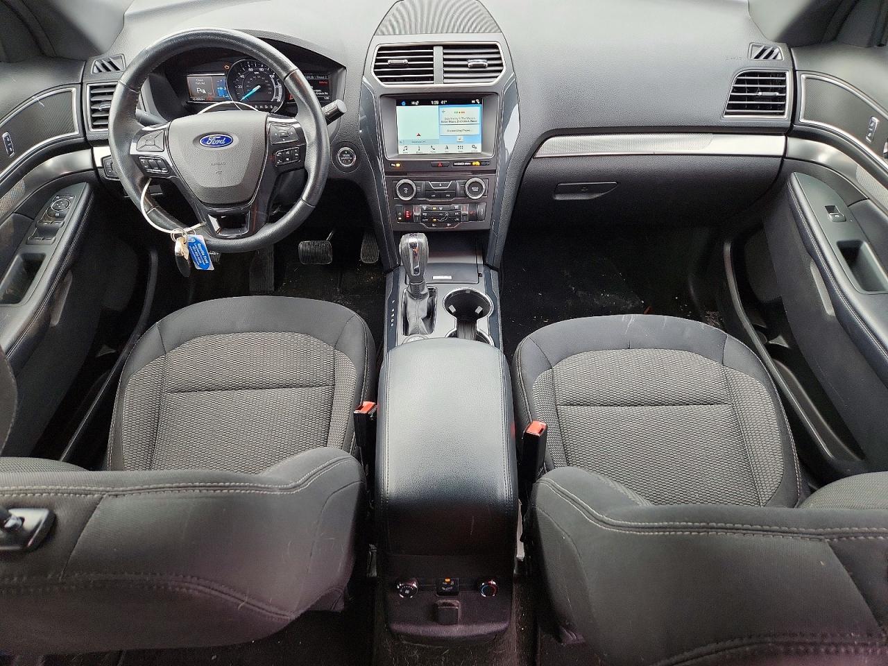 2018 FORD EXPLORER XLT photo 8