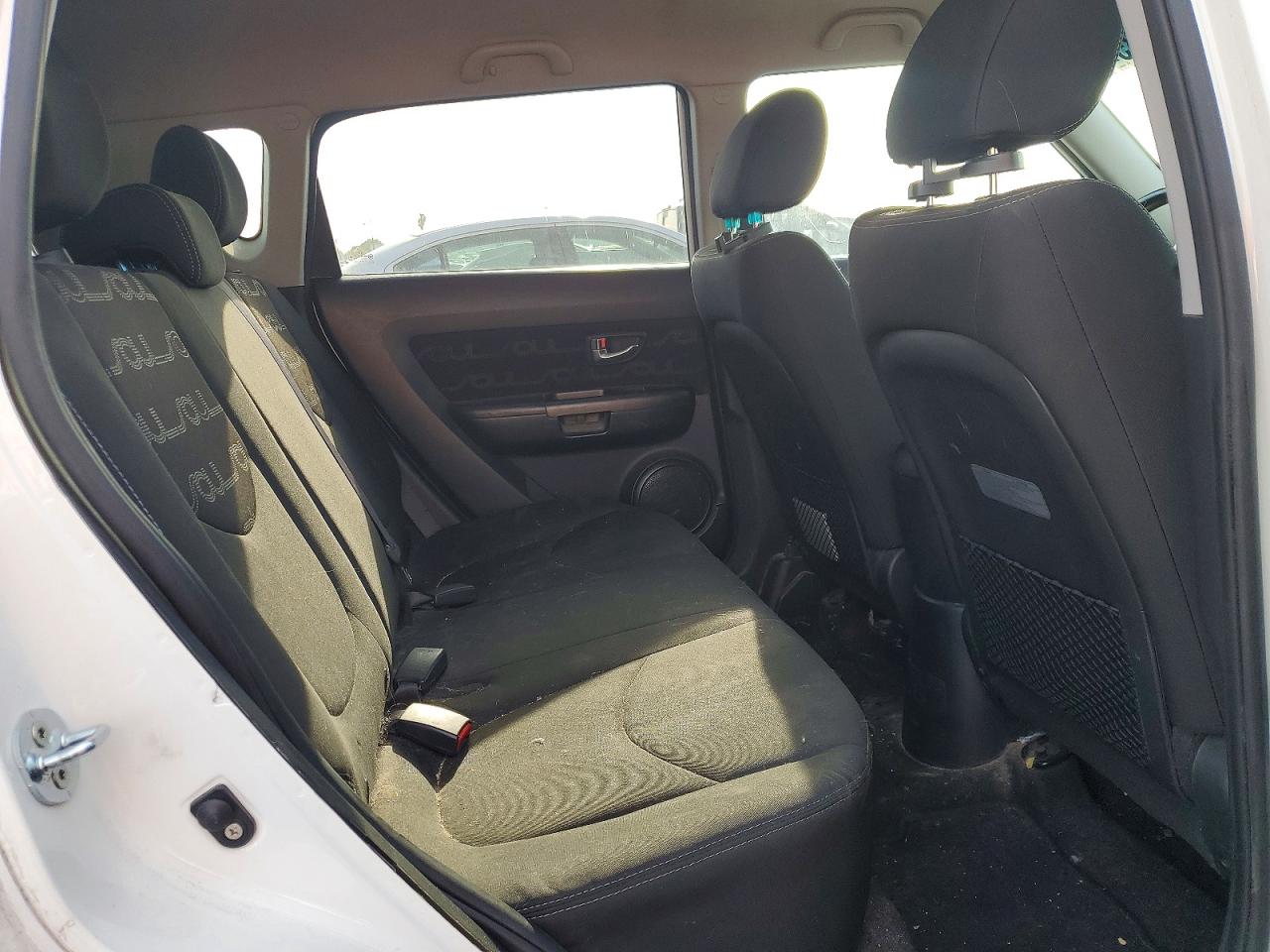 2013 KIA SOUL + photo 19