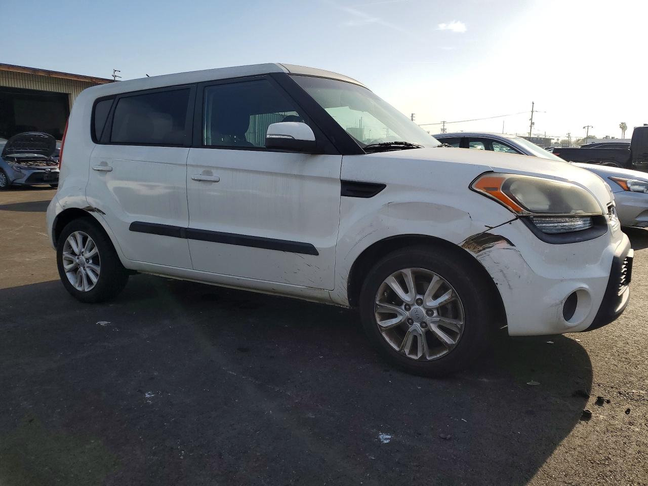 2013 KIA SOUL + photo 7