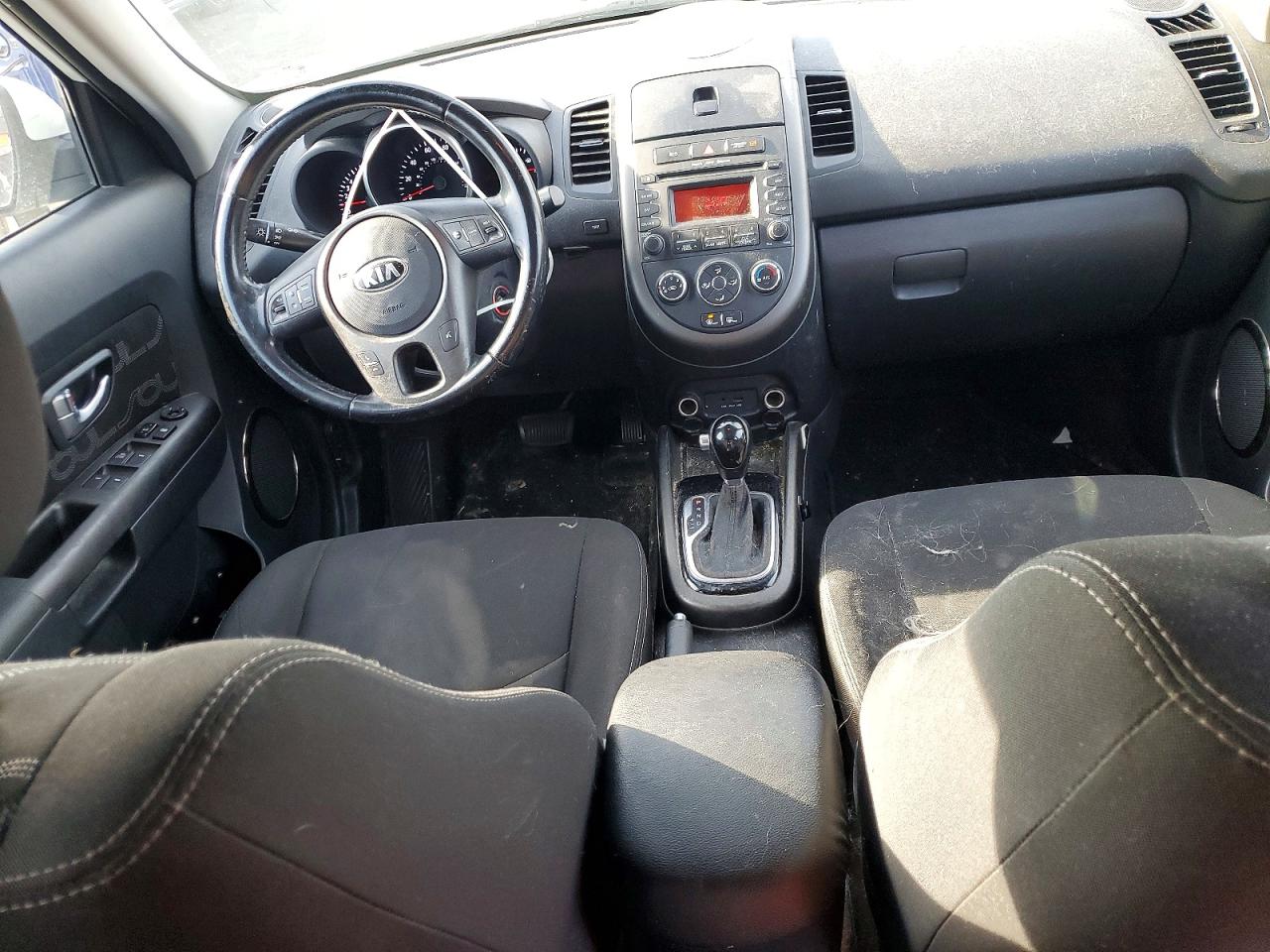 2013 KIA SOUL + photo 15