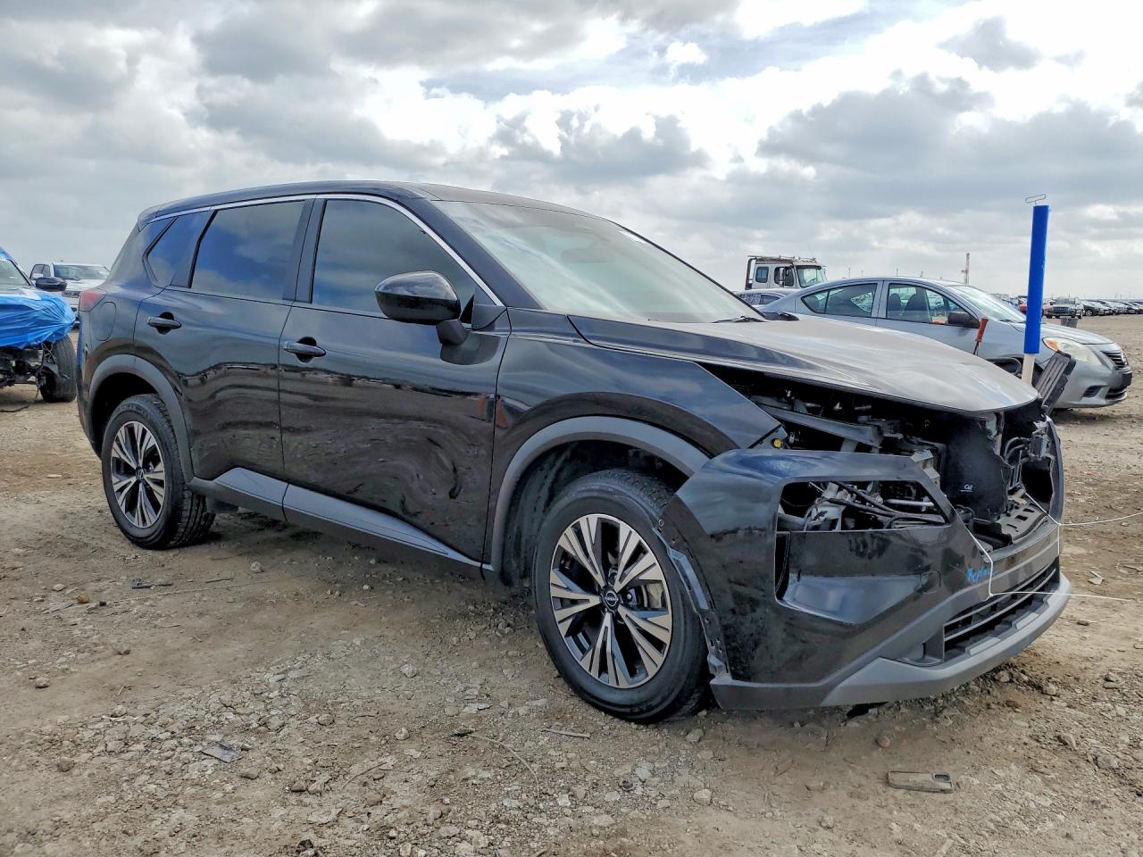 2023 NISSAN ROGUE SV photo 4