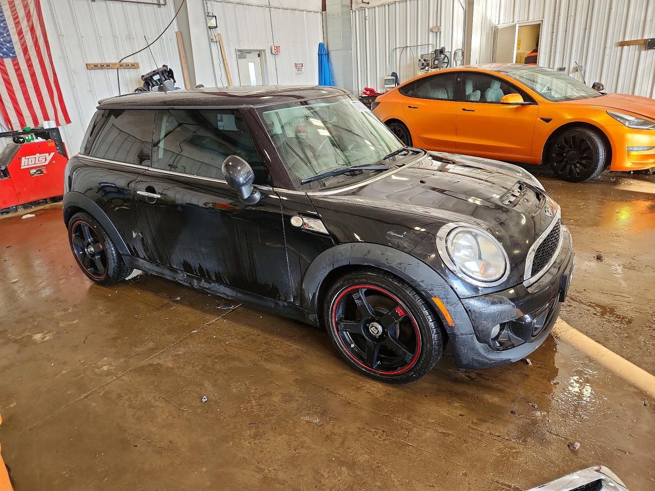 2012 MINI COOPER S photo 10