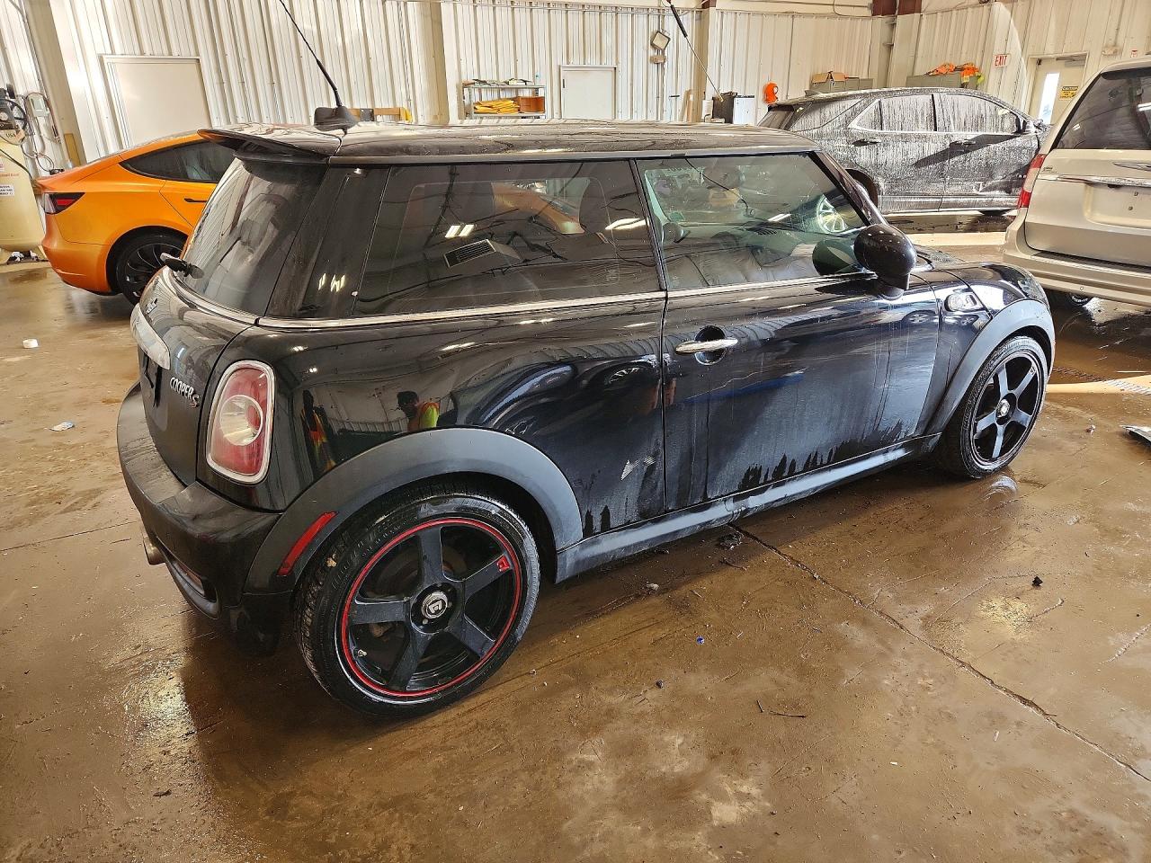 2012 MINI COOPER S photo 7