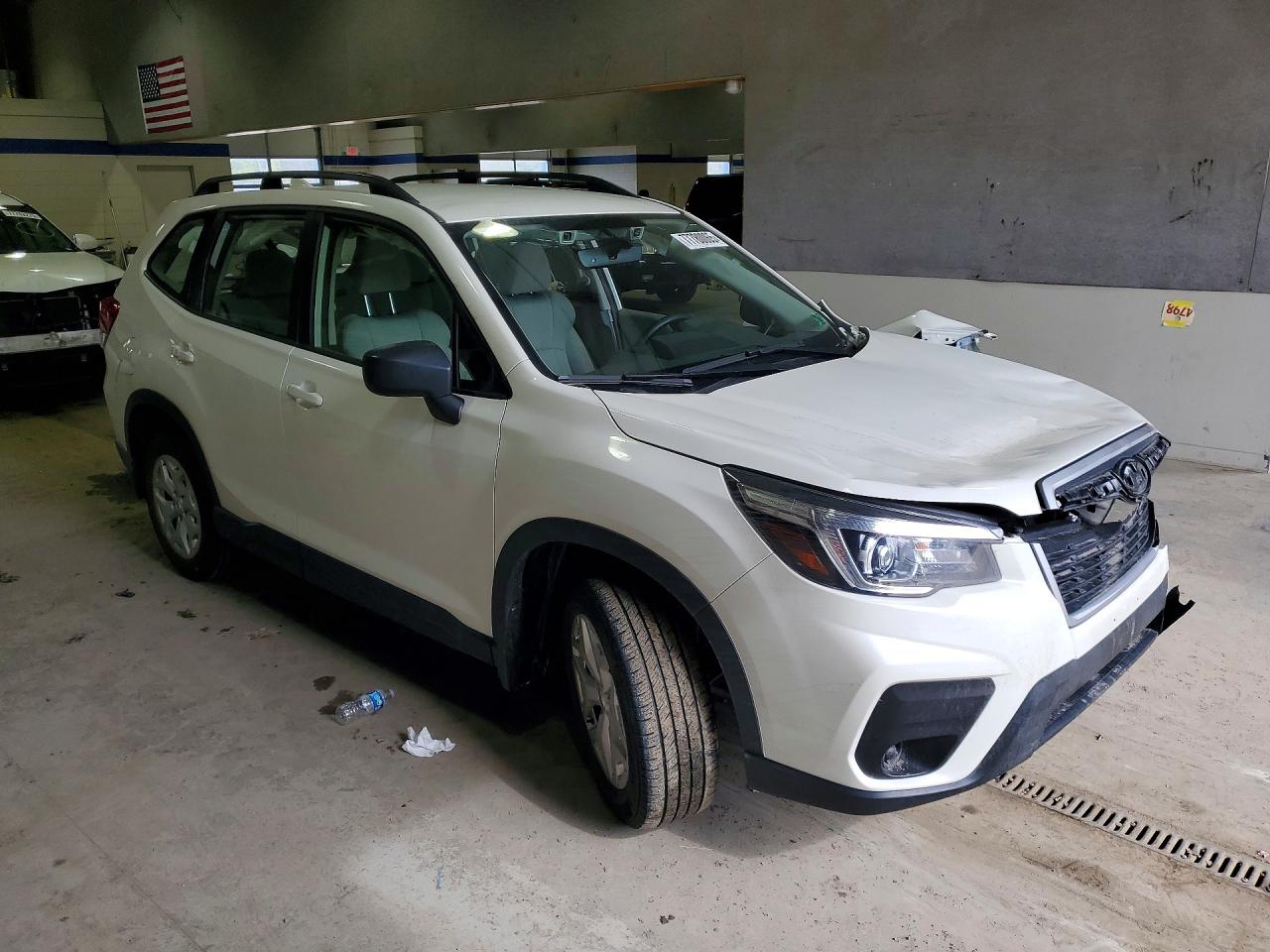 2020 SUBARU FORESTER photo 4