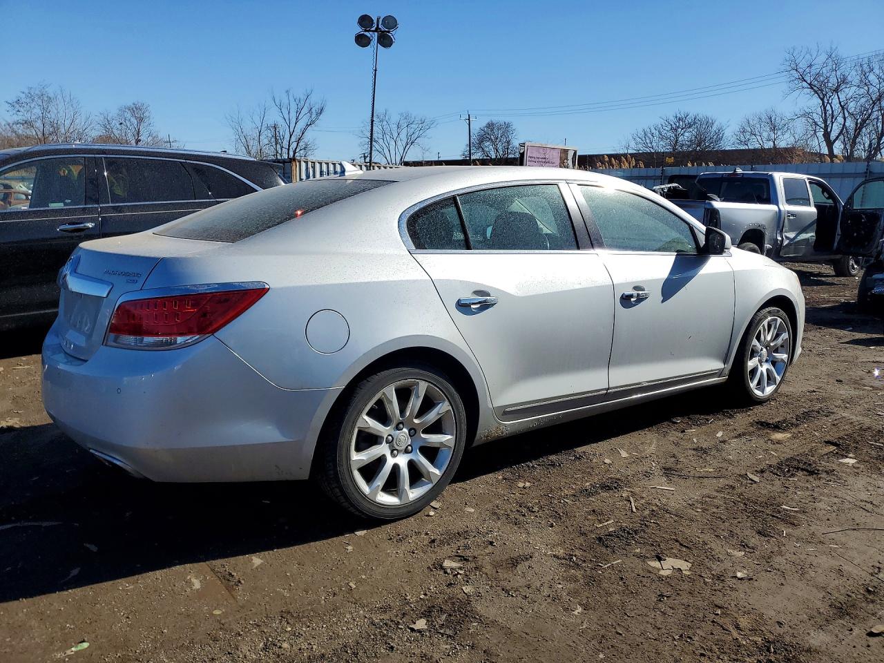 2011 BUICK LACROSSE CXS photo 7