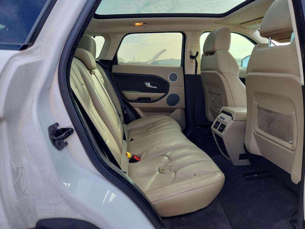 2015 LAND ROVER RANGE ROVER EVOQUE PURE PLUS photo 31