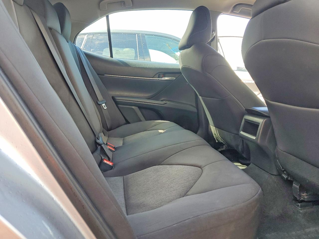 2023 TOYOTA CAMRY LE photo 19