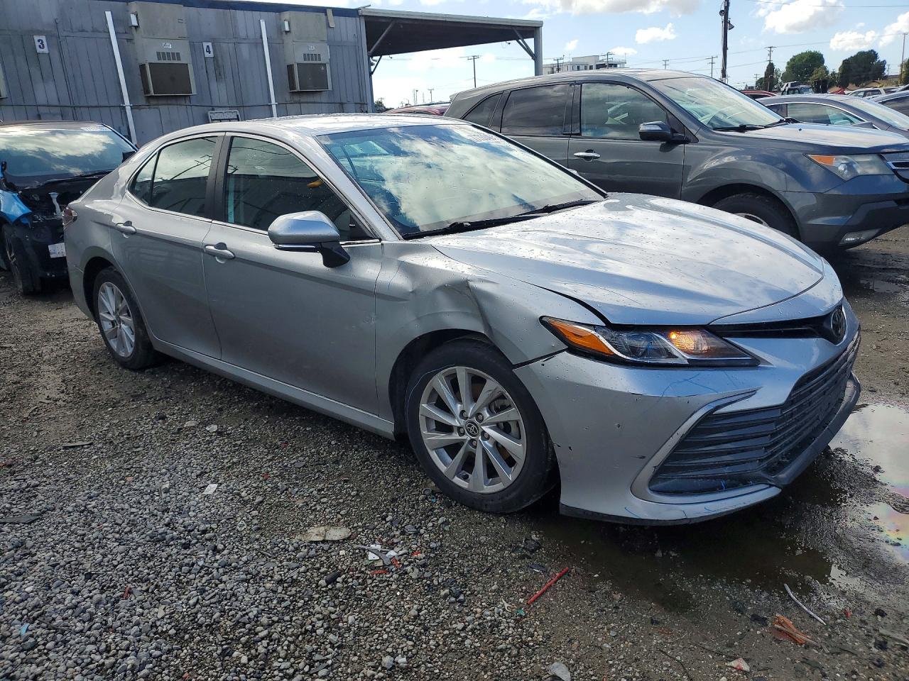 2023 TOYOTA CAMRY LE photo 7