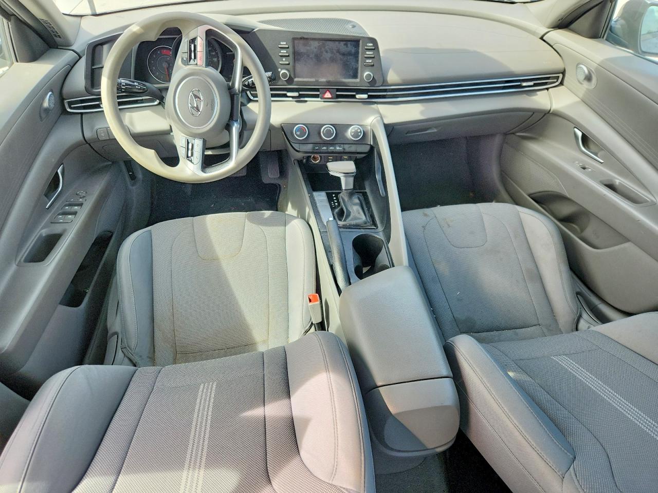 2021 HYUNDAI ELANTRA SE photo 15