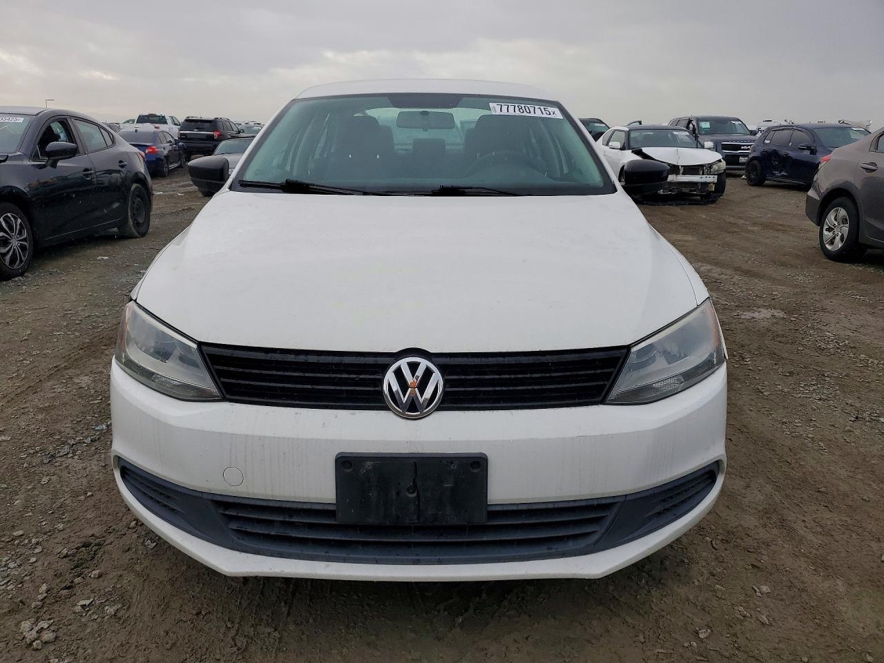 2013 VOLKSWAGEN JETTA BASE photo 9