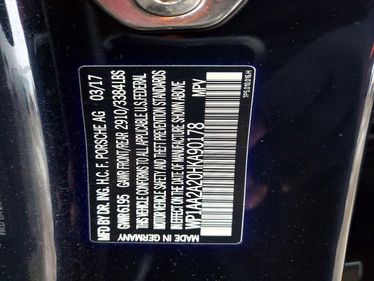 2017 PORSCHE CAYENNE photo 25