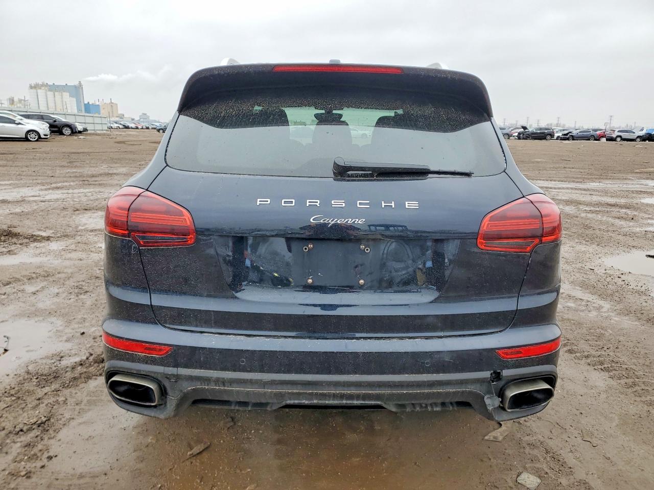 2017 PORSCHE CAYENNE photo 11