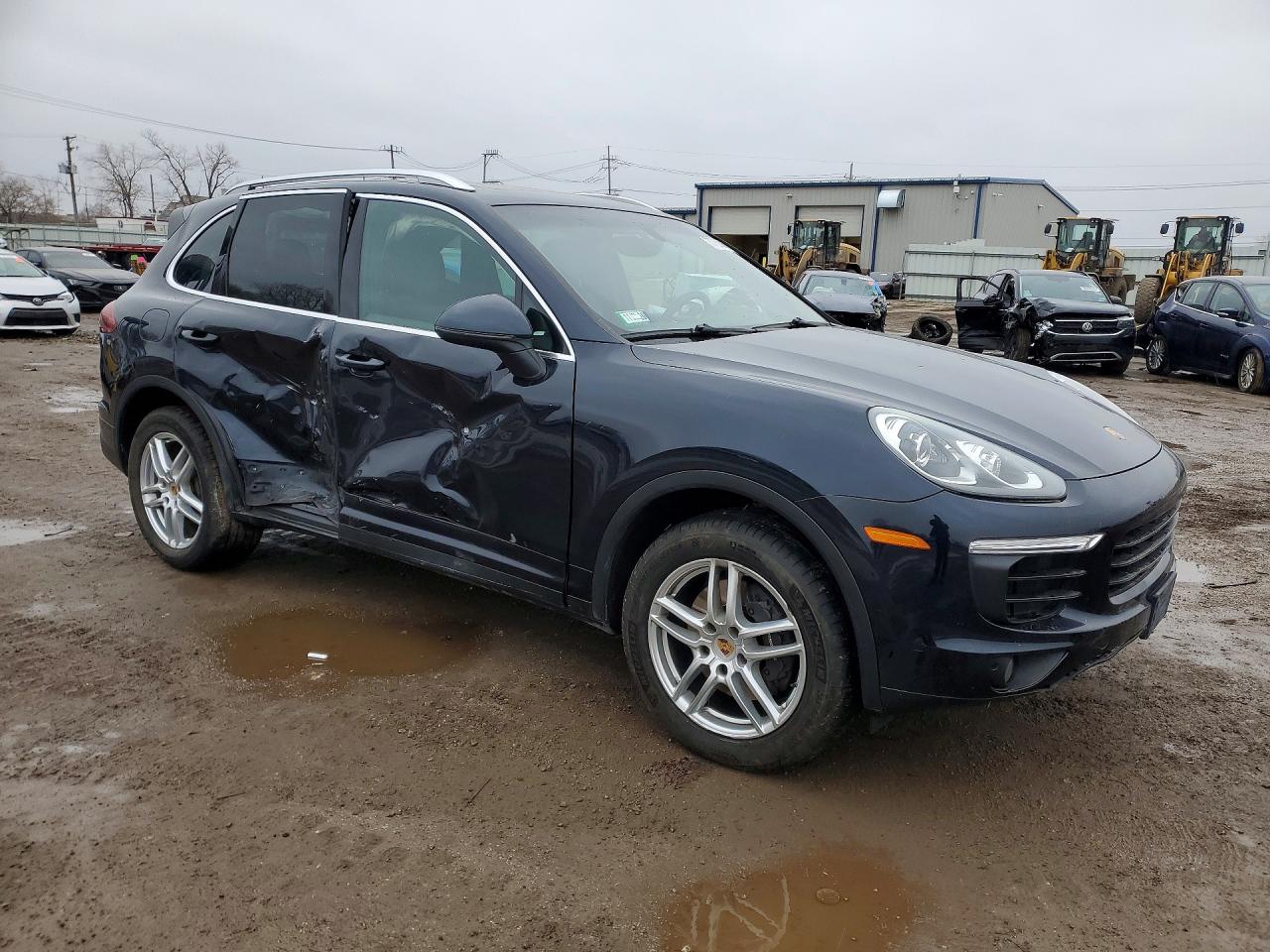 2017 PORSCHE CAYENNE photo 7