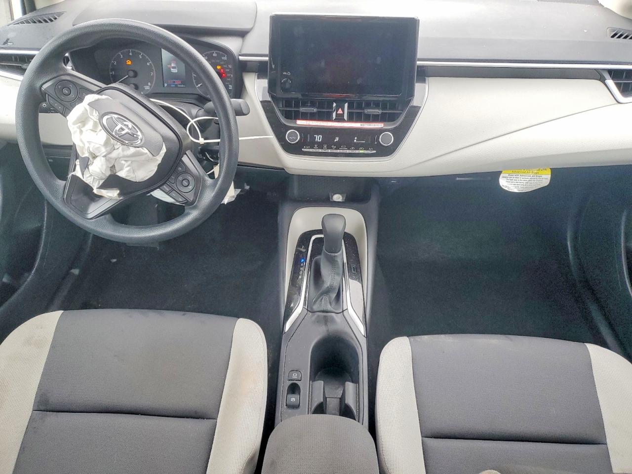2025 TOYOTA COROLLA LE photo 15