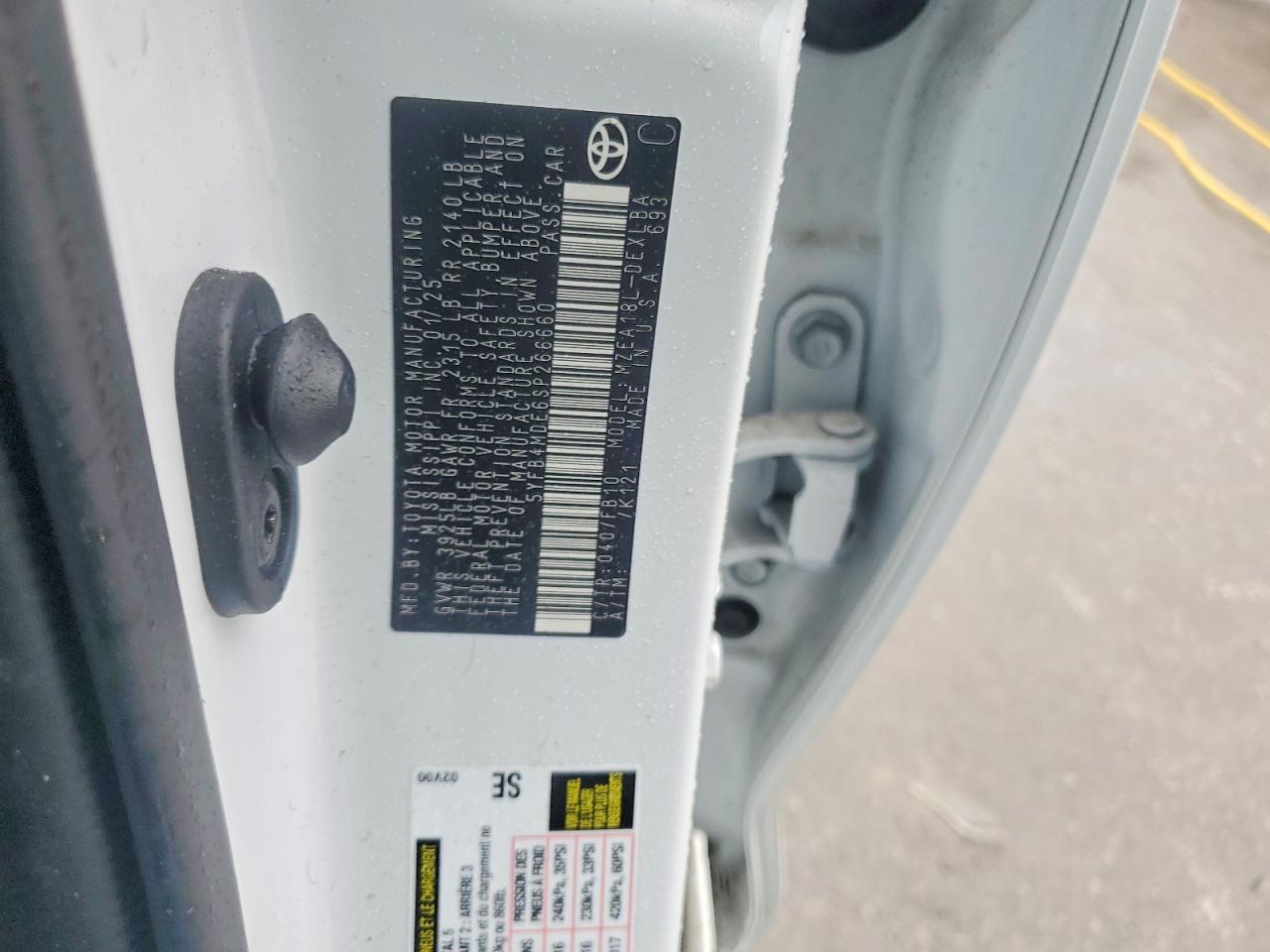2025 TOYOTA COROLLA LE photo 25