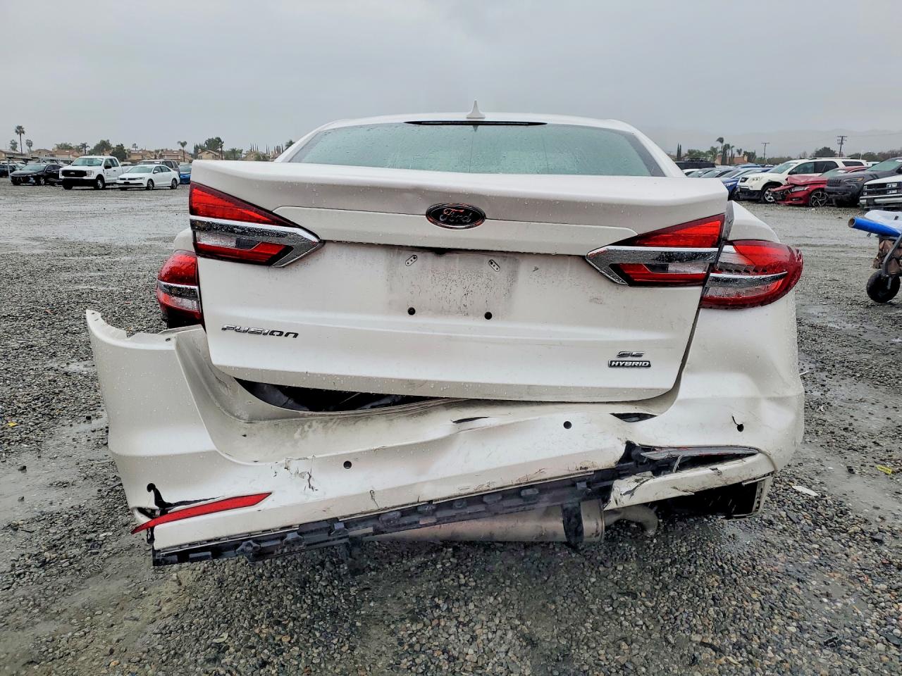 2020 FORD FUSION SE photo 16