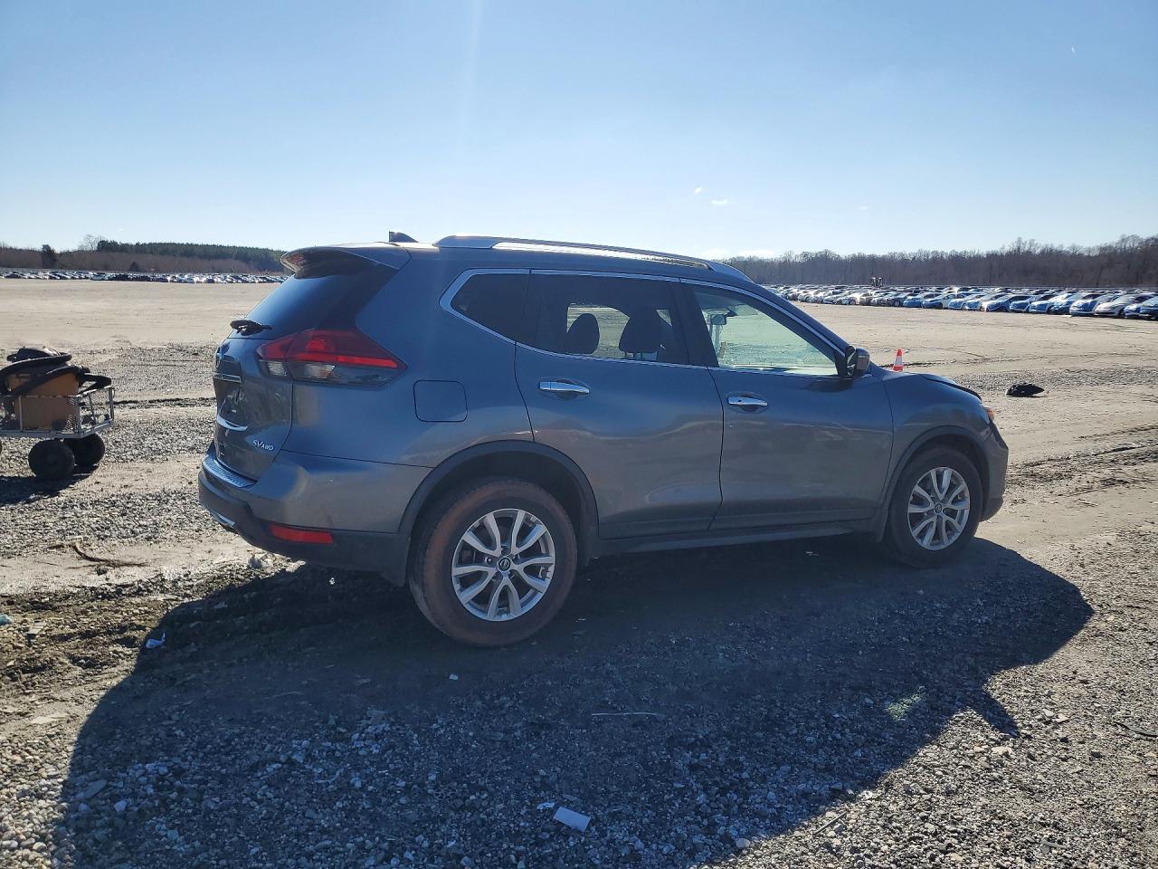 2017 NISSAN ROGUE S photo 3