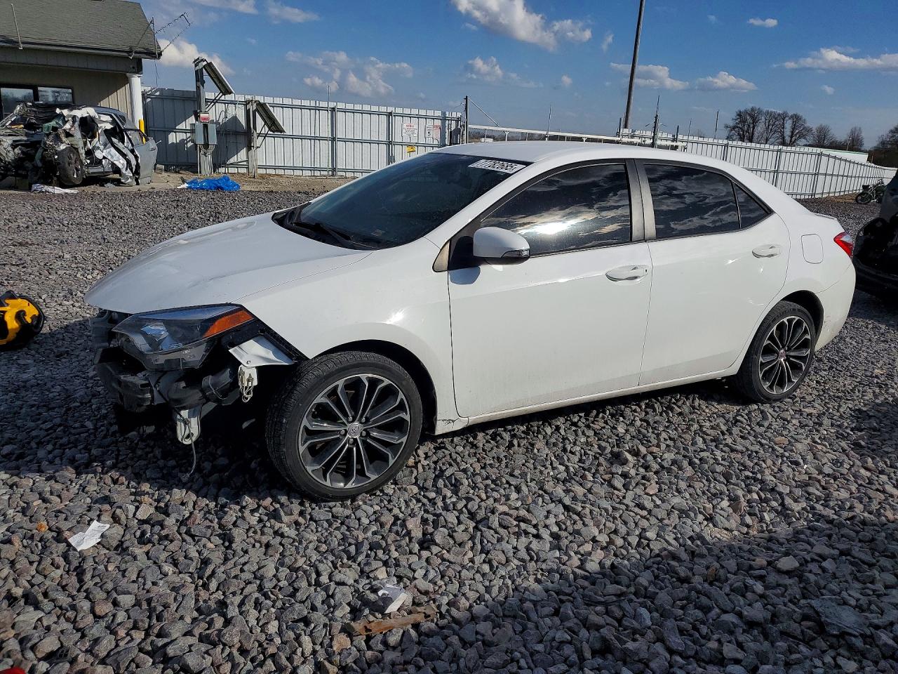 2014 TOYOTA COROLLA