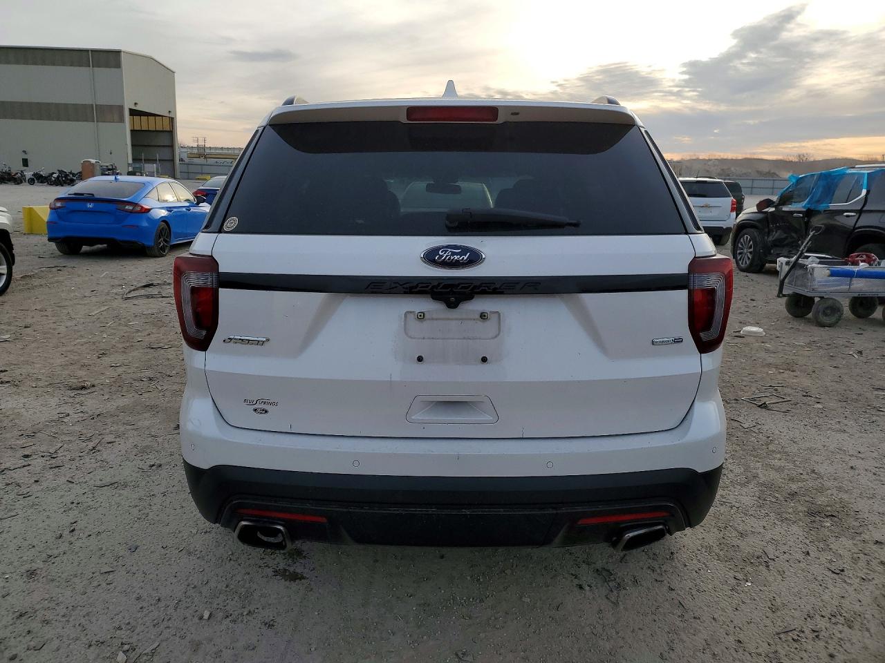 2016 FORD EXPLORER SPORT photo 6