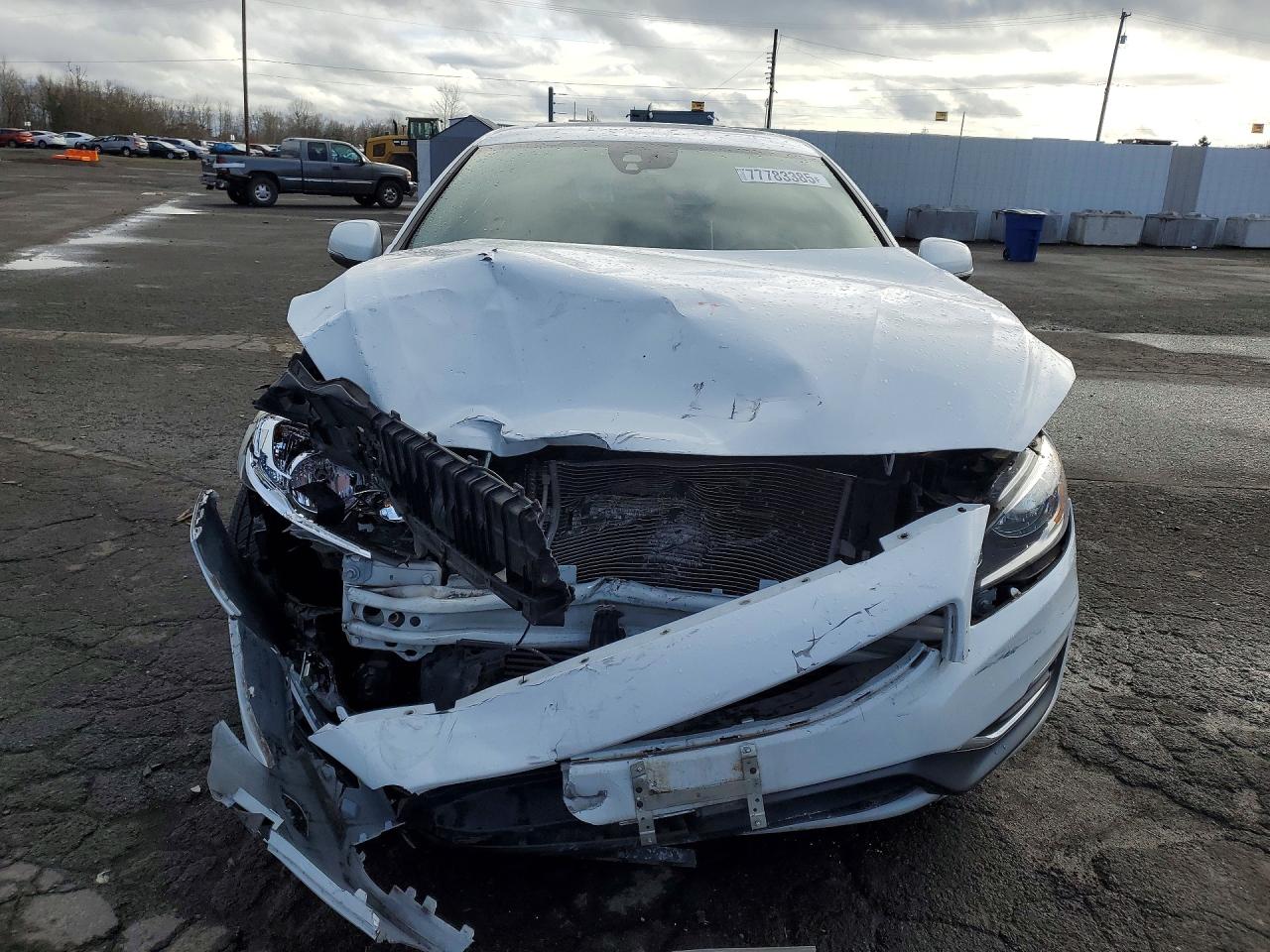 2015 VOLVO S60 PREMIER+ photo 9